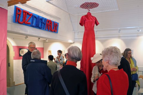 Impressionen der Vernissage von Barbara Weiland am 23.04.2023