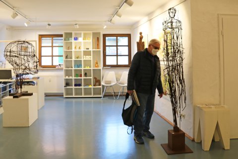 Impressionen der Ausstellungseröffnung von Cornelia Weihe am 20.03.2022